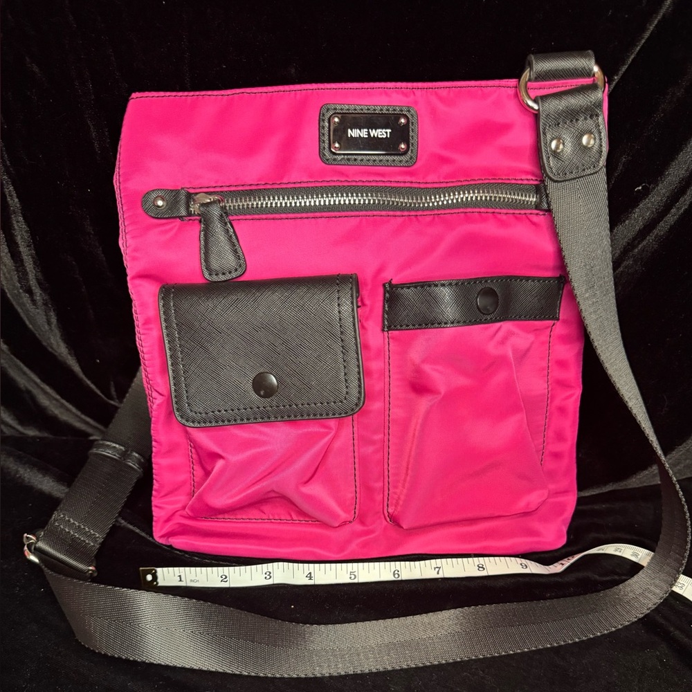 Nine West hot Pink and Black Messenger Bag with Adjustable Strap NWOT